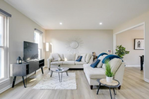 Sanford Family Home with Deck about 2 Mi to Downtown!
